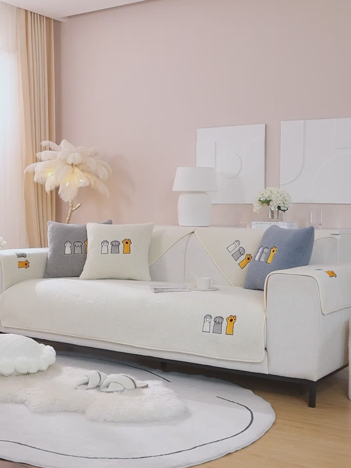 Kalın Peluş Kaymaz Koltuk Örtüsü | Yıkanabilir & Evcil Hayvan Dostu